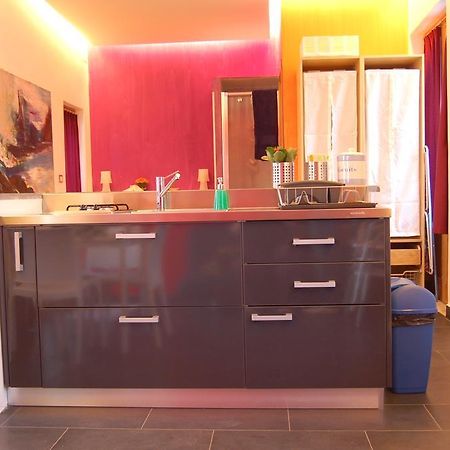 La Terrazza Sul Mare Bed & Breakfast Aci Castello Exterior foto