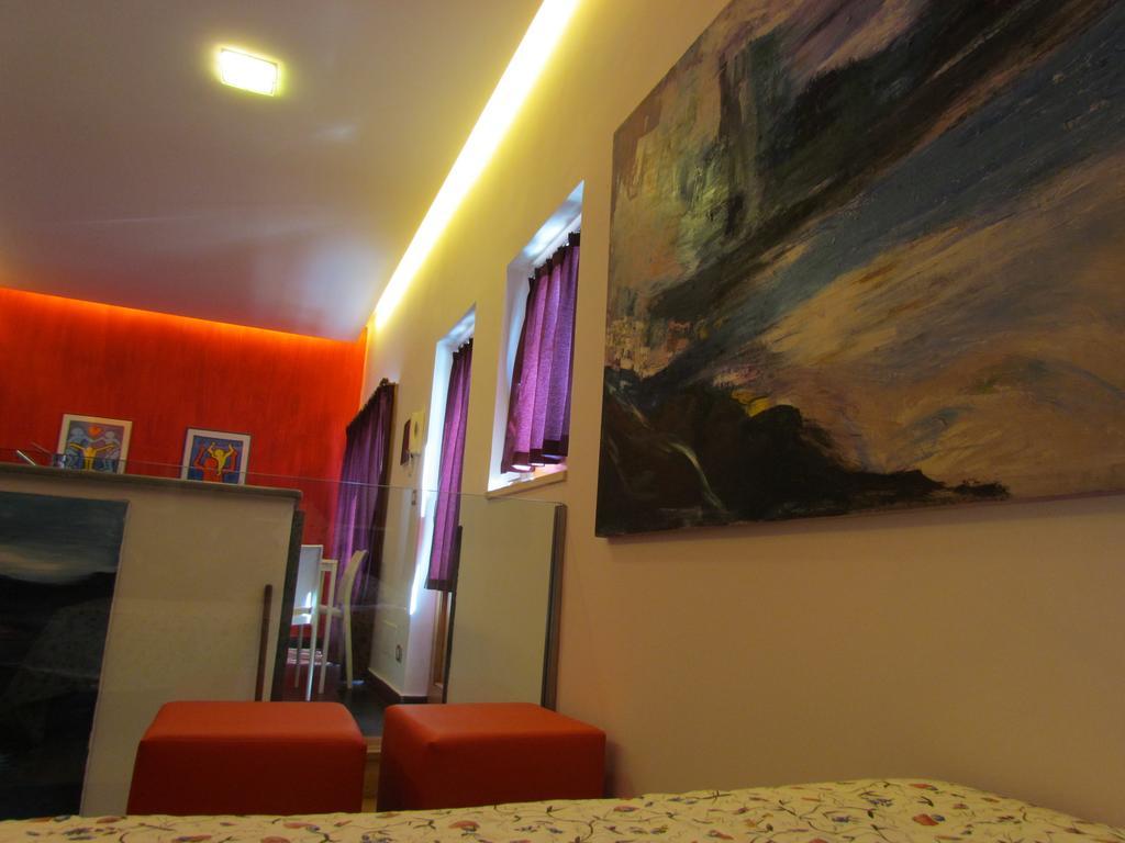 La Terrazza Sul Mare Bed & Breakfast Aci Castello Exterior foto